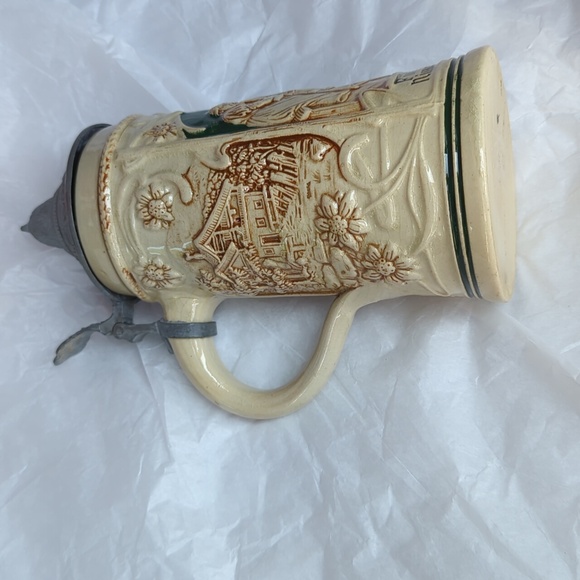 “Vintage Gerz Lidded Beer Stein – Tavern Scene – West Germany” - Picture 3 of 5